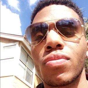 Meet your Posher, Jay